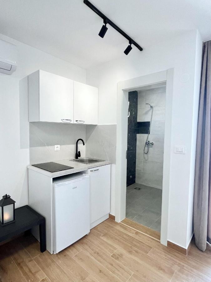 Lana Apartmani Bar Exterior foto